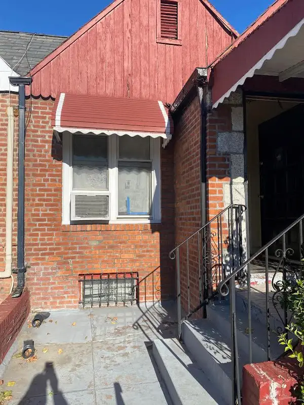 17913 134th Avenue, Springfield Gardens, NY 11434