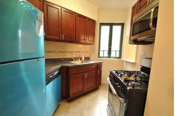 1938 E Tremont Avenue #5C, Bronx, NY 10462 - Image #2