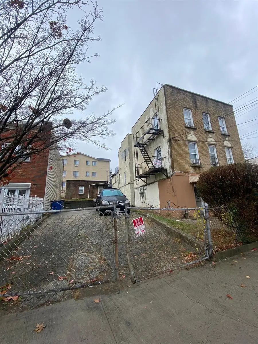 780 Bartholdi Street, Bronx, NY 10467 - Image #3