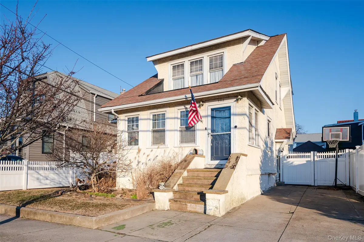 208 Franklin Boulevard, Long Beach, NY 11561 - Image #1