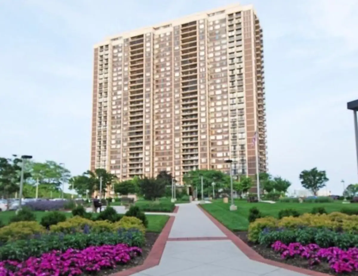 27010 Grand Central Parkway #32M, Queens, NY 11005 - Image #1