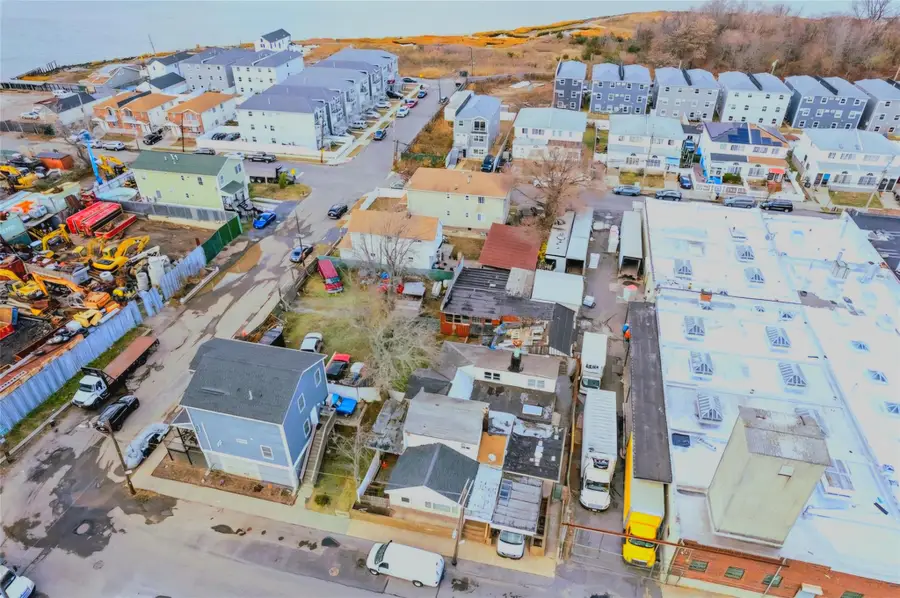 560 Barbadoes Drive, Arverne, NY 11692 - Image #3