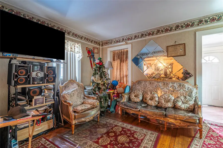 218-25 101 Avenue, Queens Village, NY 11429 - Image #3