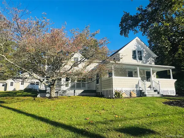 213 Maiden Lane, Port Jefferson, NY 11777