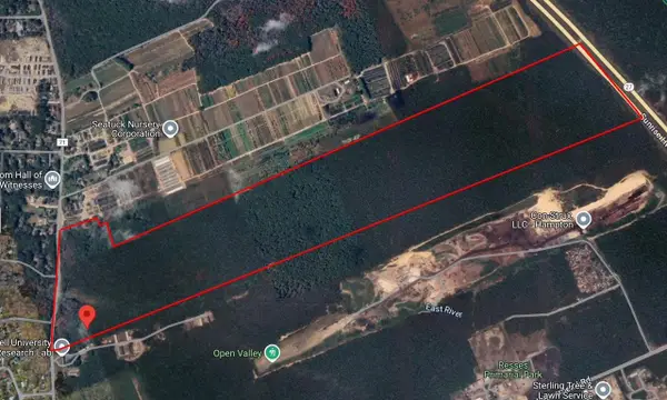 202-214 Old Country, Eastport, NY 11941