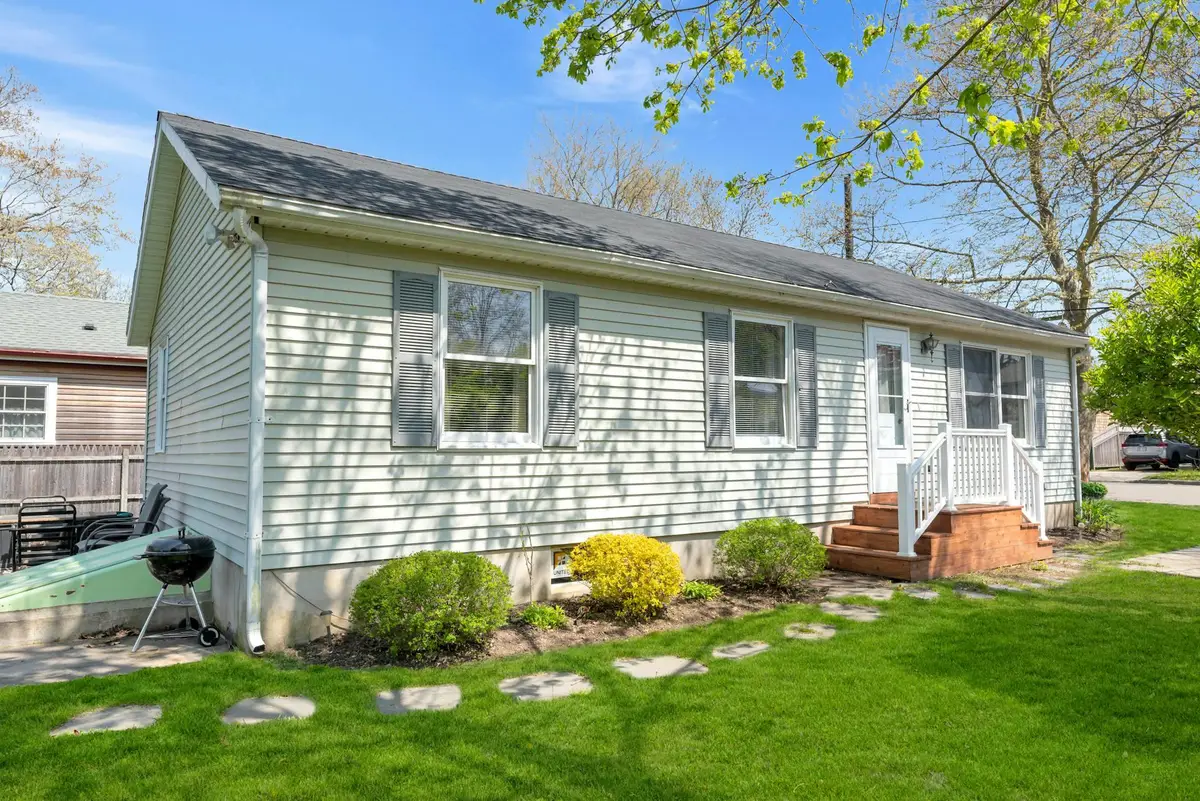 411 2nd Street, Greenport, NY 11944 - Image #1