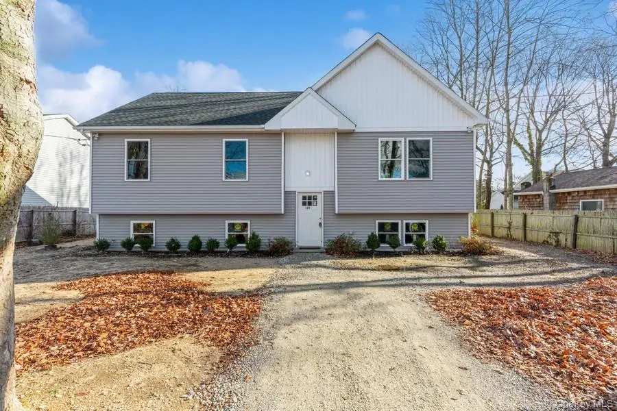 125 Lynbrook Drive, Mastic Beach, NY 11951 - Image #2