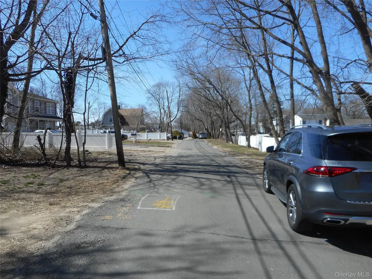 45 Brewster Lane, Amityville, NY 11701 - Image #1