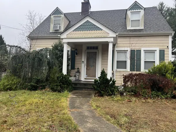 1450 Merritts Road, Farmingdale, NY 11735