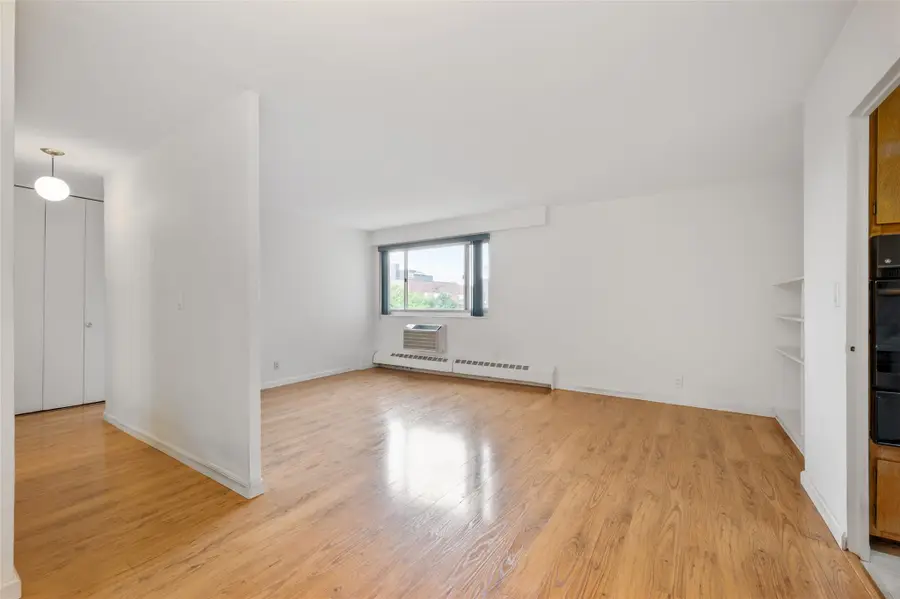 3965 52nd Street #5U, Woodside, NY 11377 - Image #3