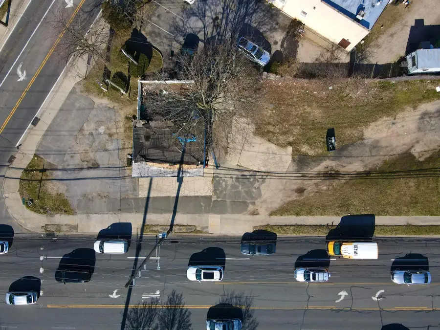 1258 Straight Path, West Babylon, NY 11704 - Image #3