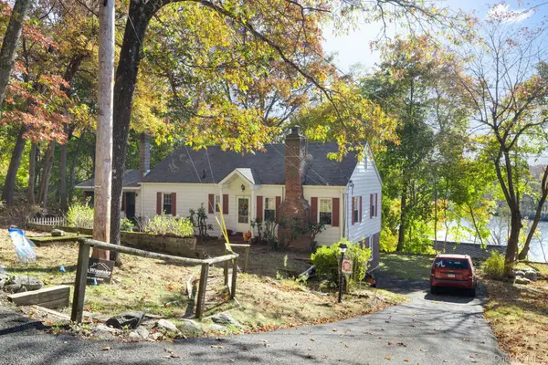 23 Grandview Drive, Mahopac, NY 10541