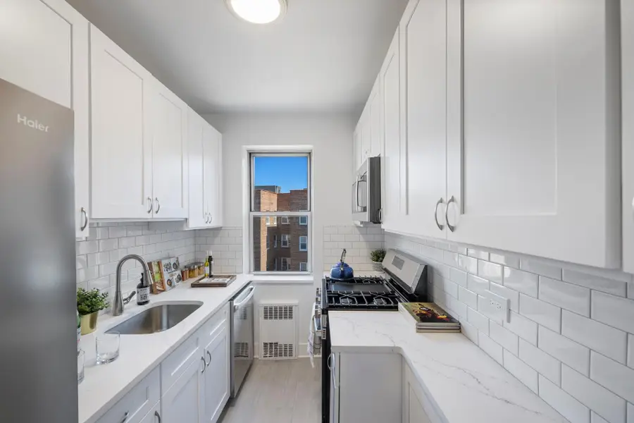 3850 Hudson Manor Terrace #6DW, Bronx, NY 10463 - Image #2