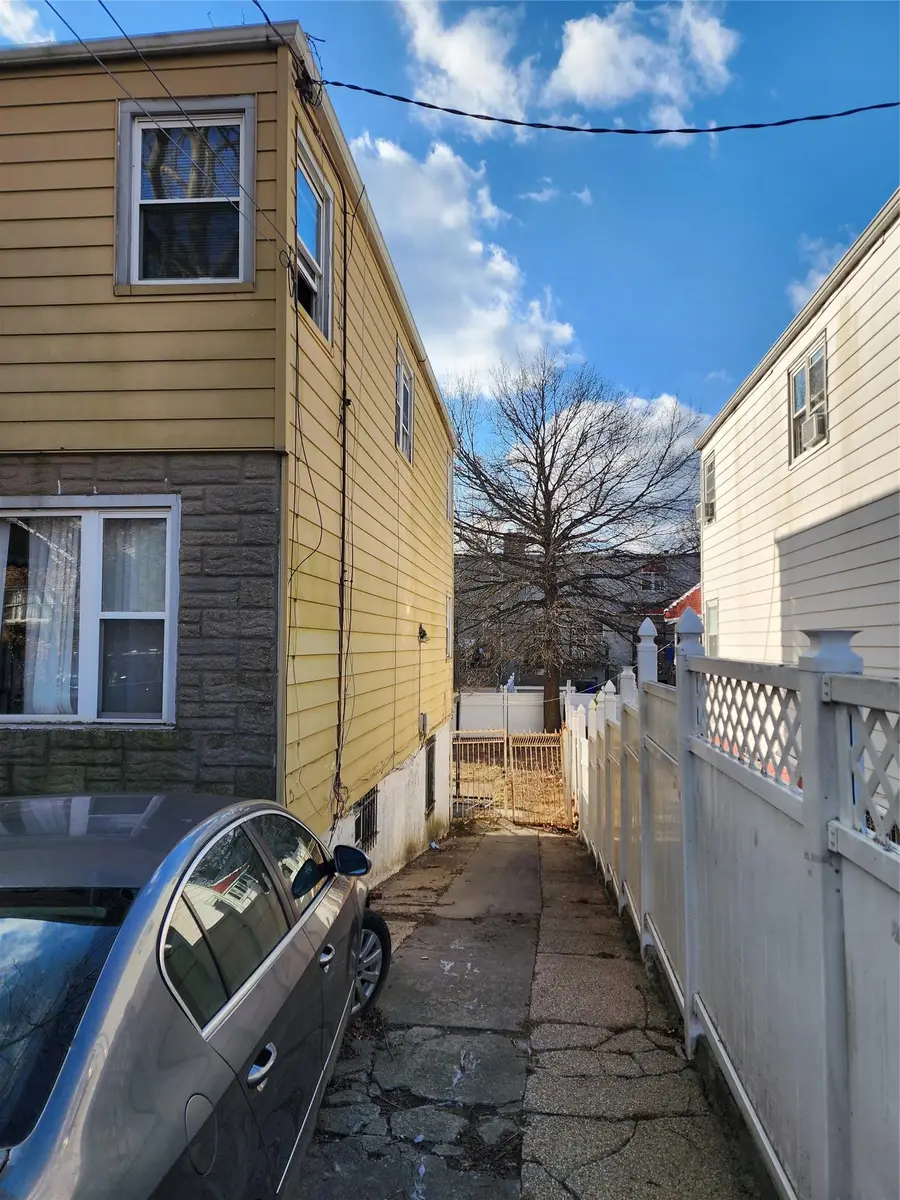 4069 Grace Avenue, Bronx, NY 10466 - Image #2
