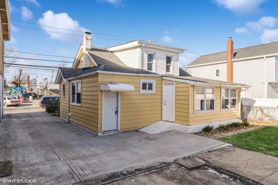 12 Biltmore Avenue, Elmont, NY 11003 - Image #3