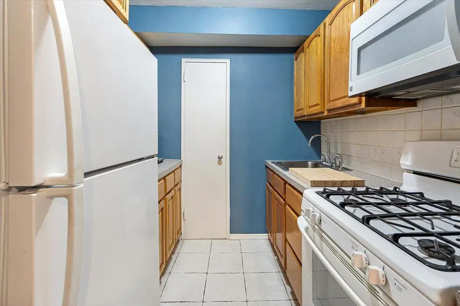 4320 Van Cortlandt Park East #4L, Bronx, NY 10470 - Image #3
