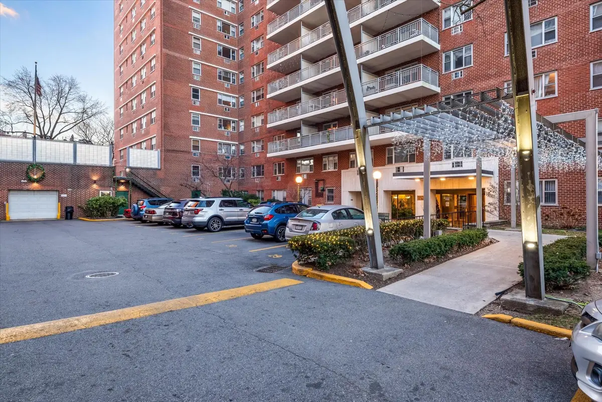 52-30 39 Drive #12E, Woodside, NY 11377 - Image #1