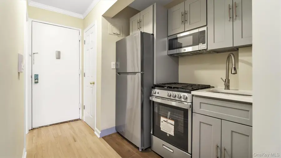 50-21 39th Place #2C, Sunnyside, NY 11104 - Image #3