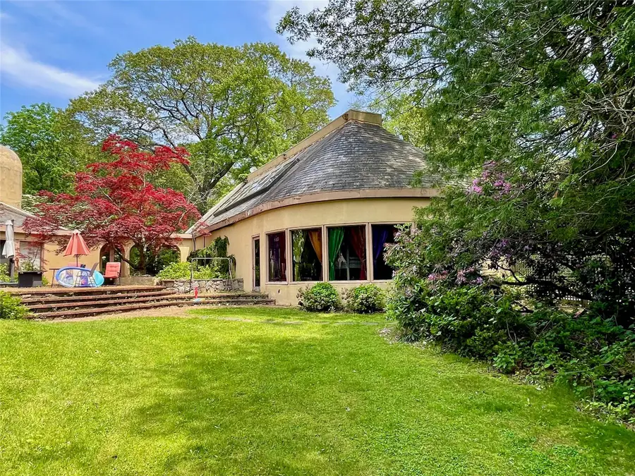 6 Hidden Pond, Muttontown, NY 11545 - Image #2