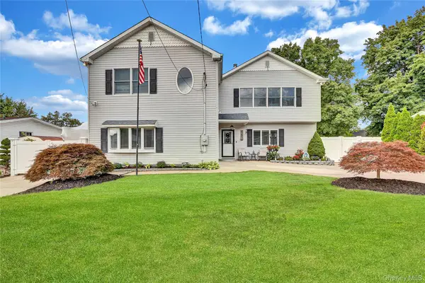 420 Dare Road, Selden, NY 11784