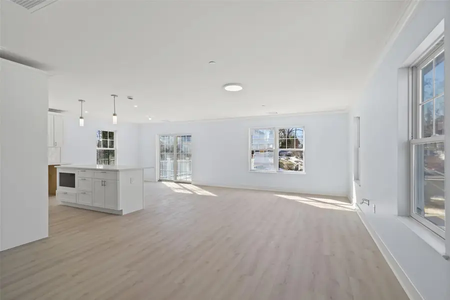 52 Mcintyre Street, Bronxville, NY 10708 - Image #3