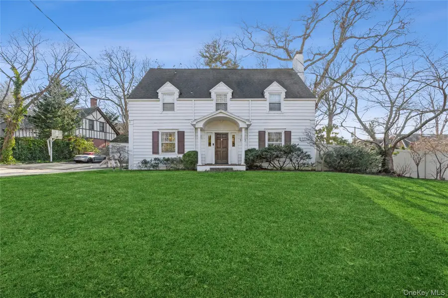 180 Longwood Crossing, Lawrence, NY 11559 - Image #2