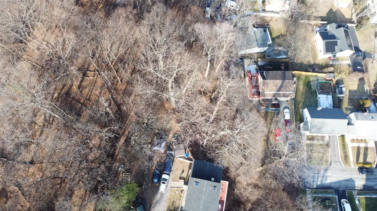 664 Bellevue Avenue N, Yonkers, NY 10703 - Image #1