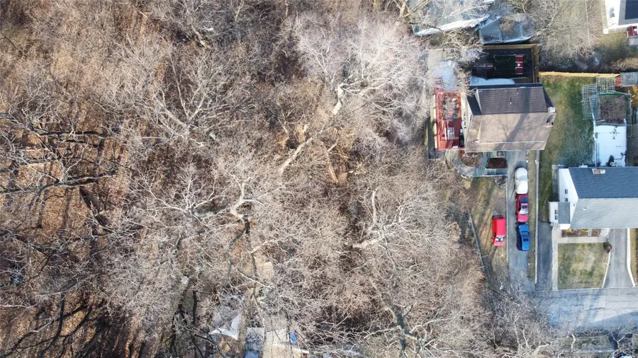 664 Bellevue Avenue N, Yonkers, NY 10703 - Image #2