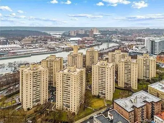 4 Fordham Hill #1A, Bronx, NY 10468