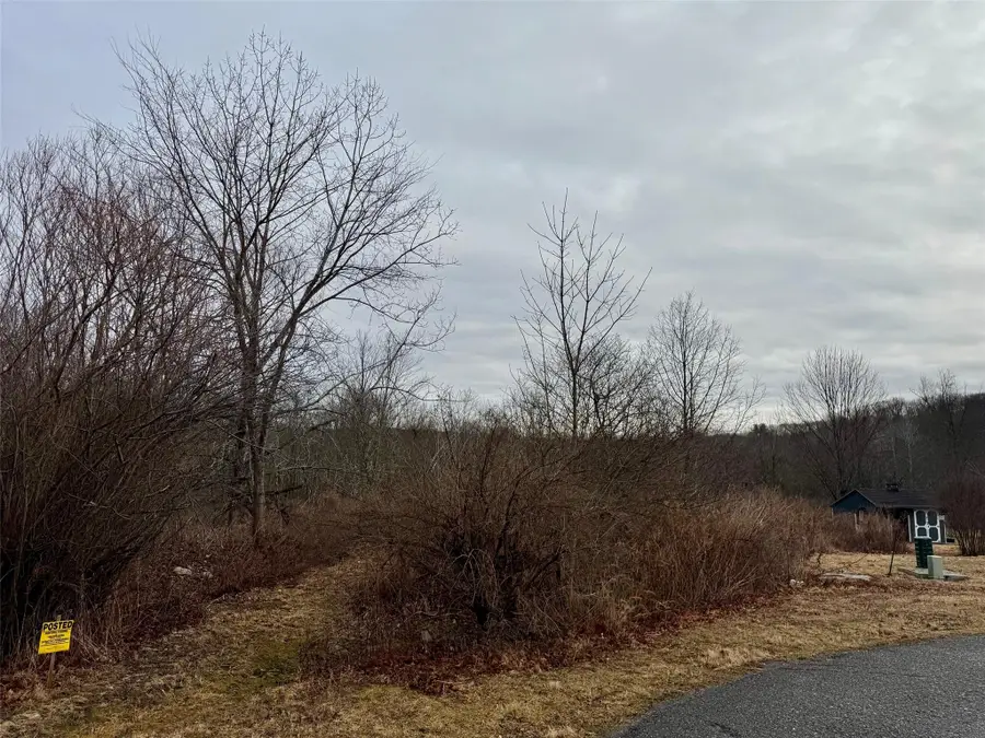 Pella Court, Newburgh Town, NY 12589 - Image #2