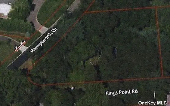 88 Hamptworth Road, Great Neck, NY 11024 - Image #3