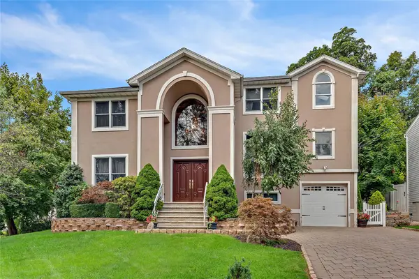 2 Dorchester Drive, Yonkers, NY 10710