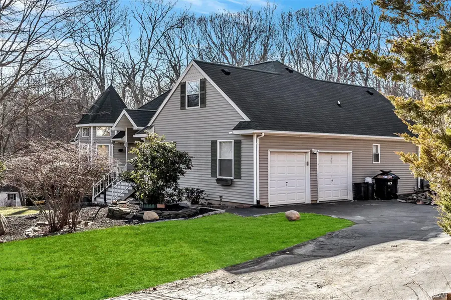 9 Bayberry Road, Wading River, NY 11792 - Image #2