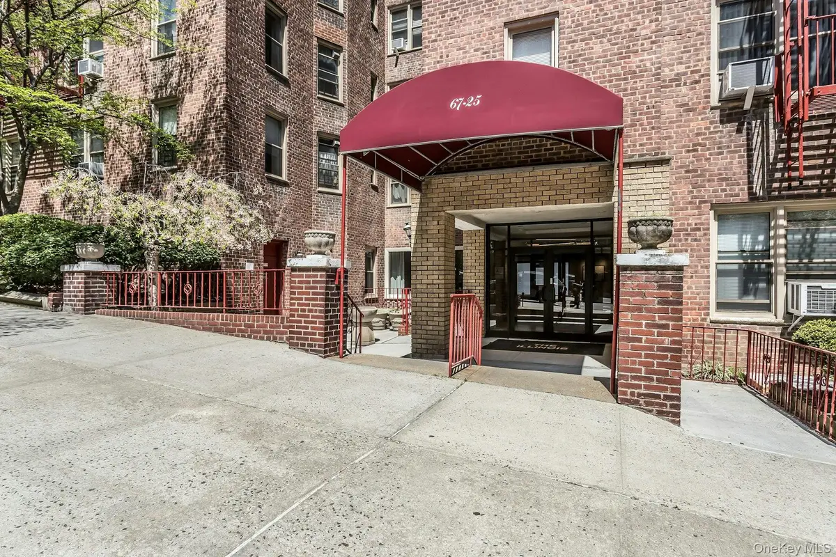 67-25 Clyde Street #1G, Forest Hills, NY 11375 - Image #1