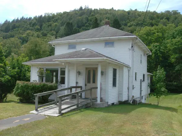 23 Riverside Drive, Roscoe, NY 12776