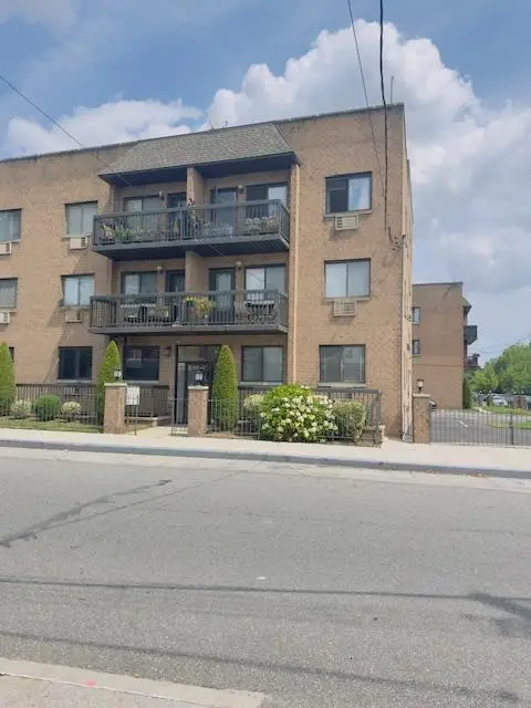 150-45 Centreville #3B, Ozone Park, NY 11417 - Image #1