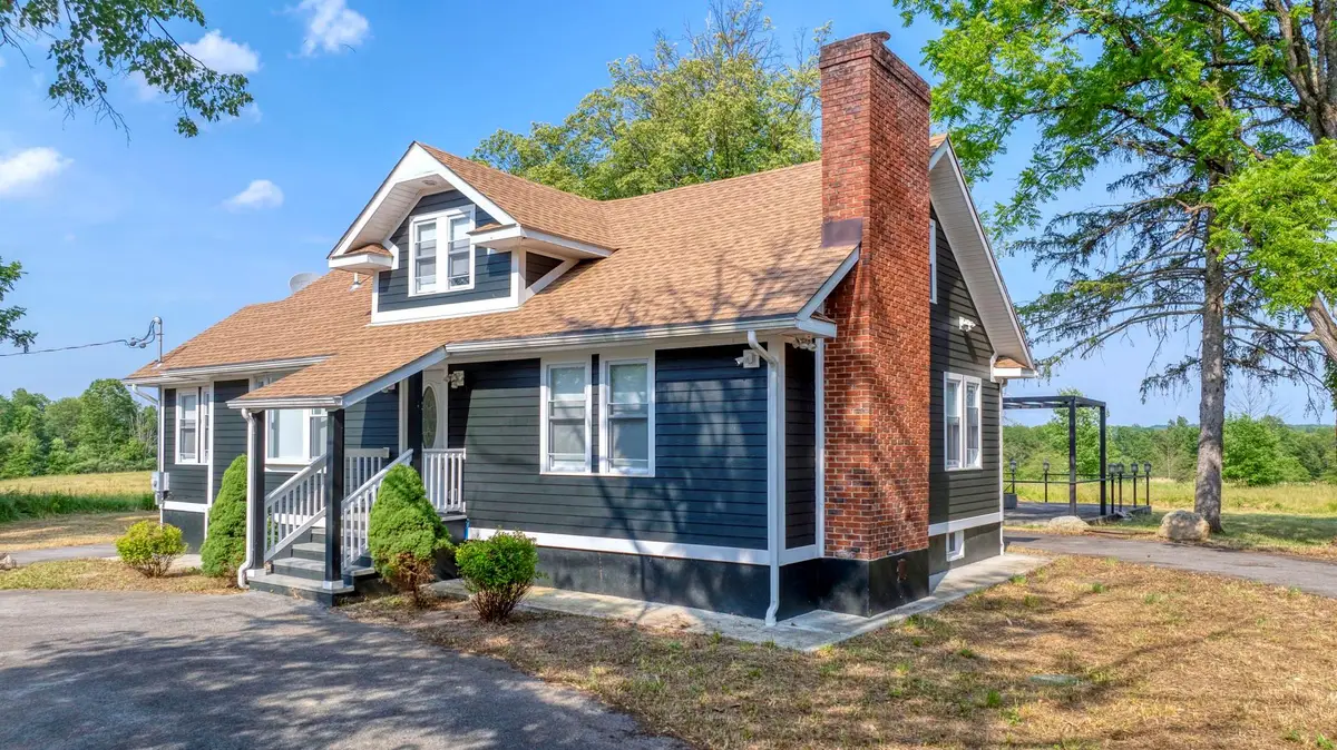 1091 Albany Post Road, Gardiner, NY 12525 - Image #1