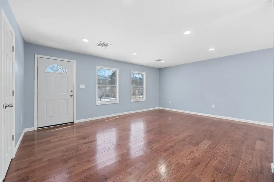 18 Fife Drive, Coram, NY 11727 - Image #3