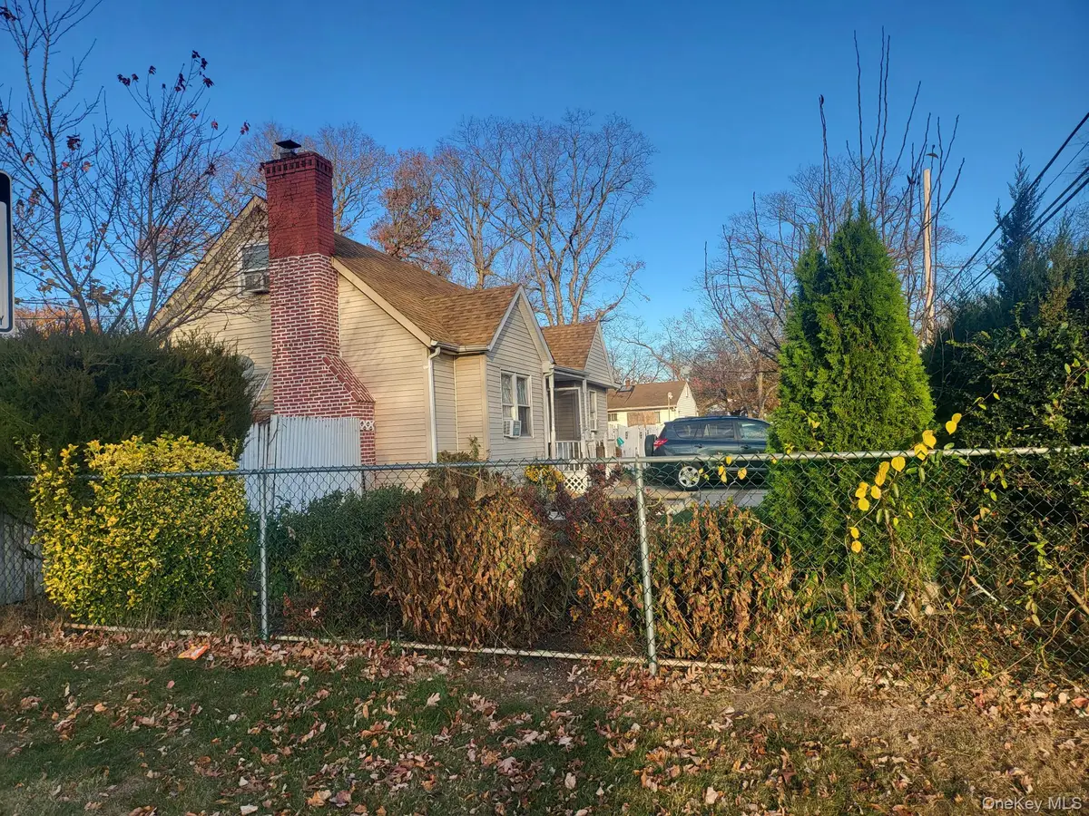 47 Washington Avenue, Wyandanch, NY 11798 - Image #1