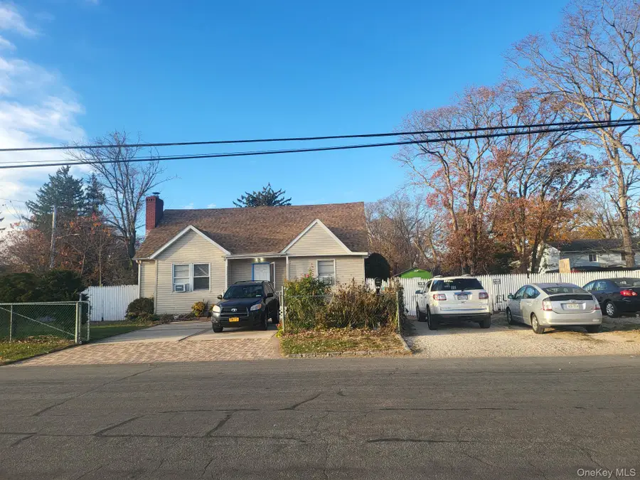 47 Washington Avenue, Wyandanch, NY 11798 - Image #3