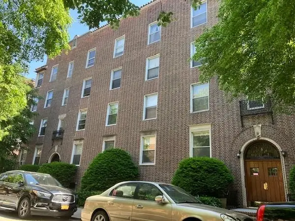 37-33 84 Street #2, Jackson Heights, NY 11372
