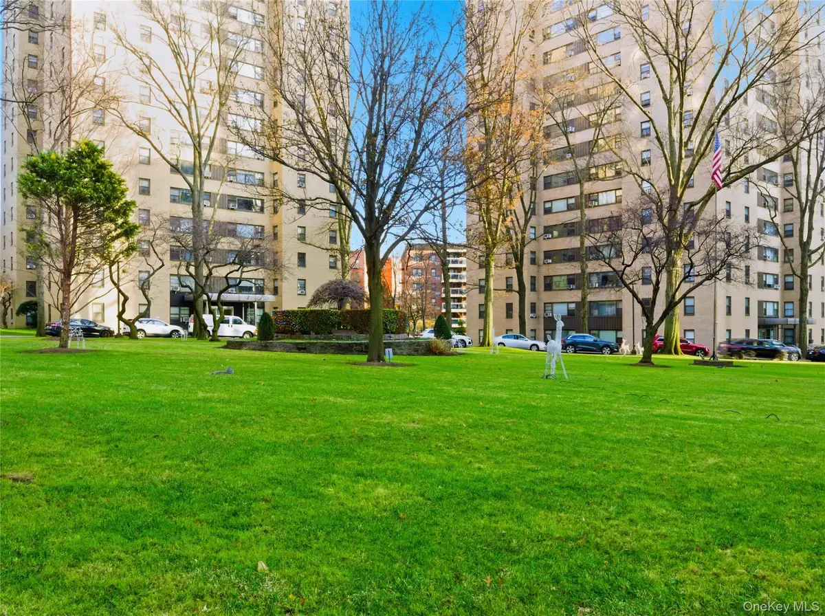 4 Fordham Hill Oval #8G, Bronx, NY 10468 - Image #1