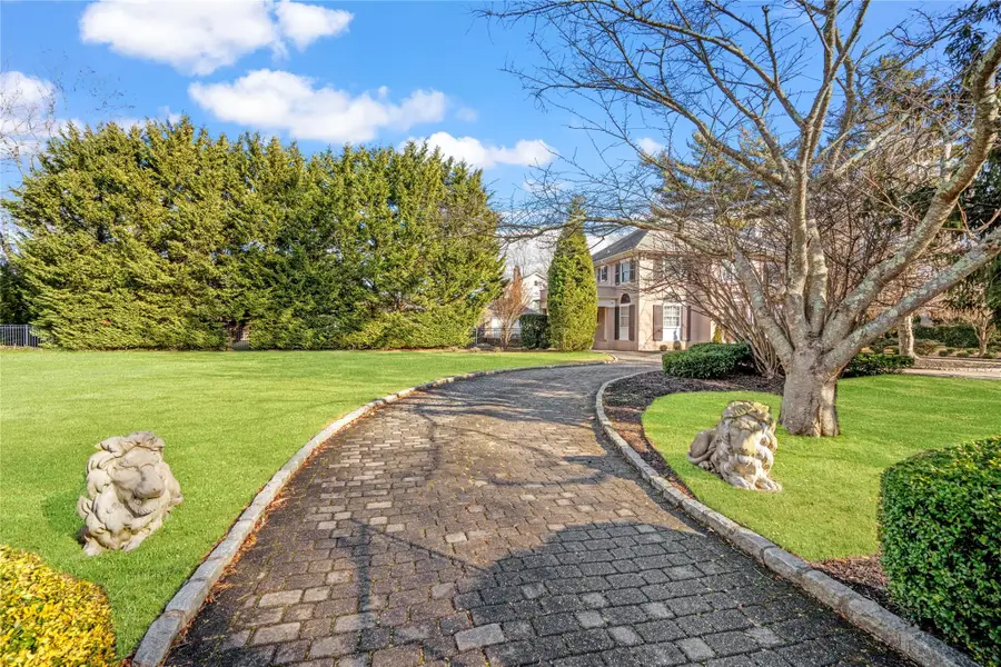 99 Handsome Avenue, Sayville, NY 11782 - Image #2