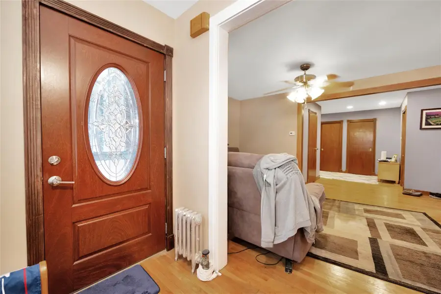 6451 59th Avenue, Maspeth, NY 11378 - Image #3