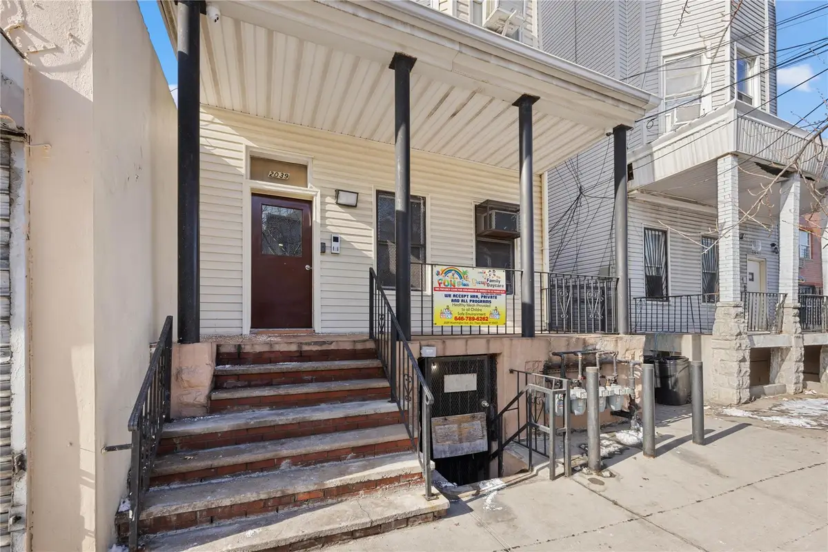 2039 Washington Ave, Bronx, NY 10457 - Image #1