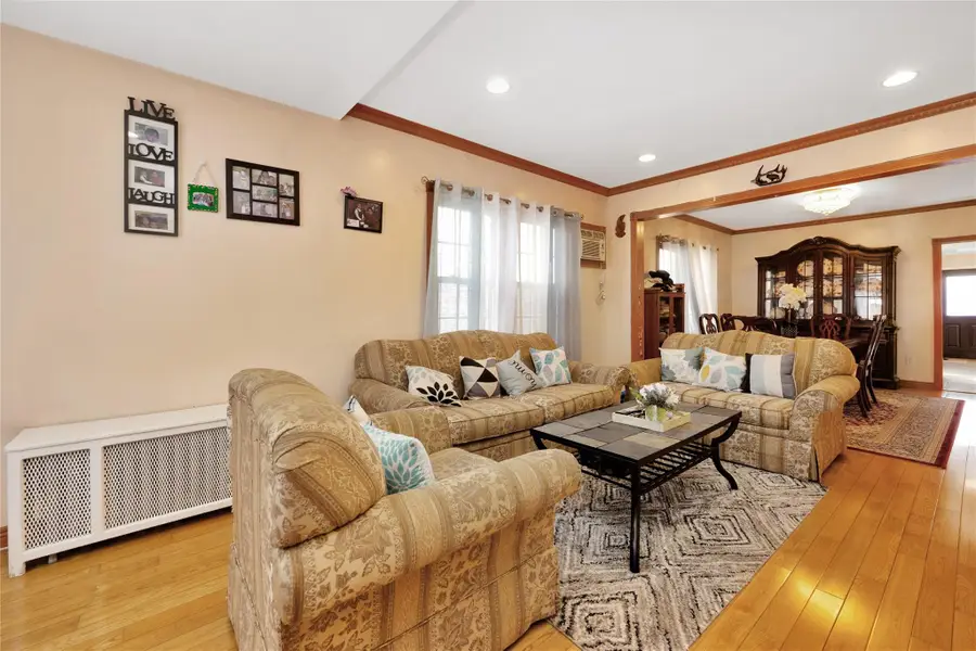 8818 215th Place, Queens Village, NY 11427 - Image #3