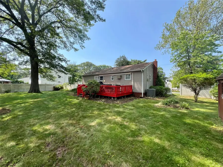 270 Fulton Street, West Babylon, NY 11704 - Image #2