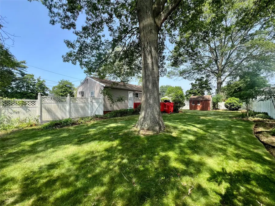 270 Fulton Street, West Babylon, NY 11704 - Image #3