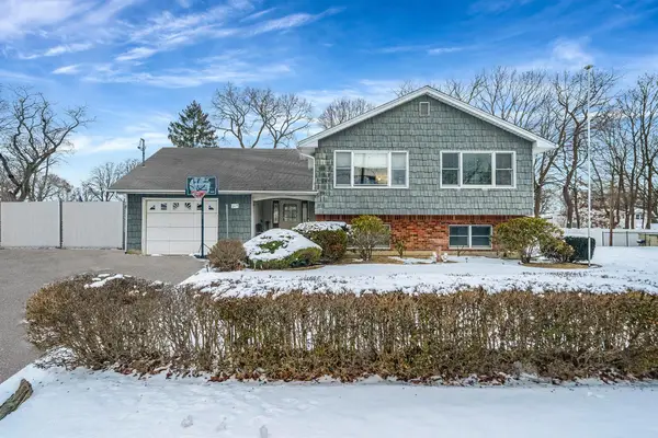 215 Eastwood Avenue, Deer Park, NY 11729