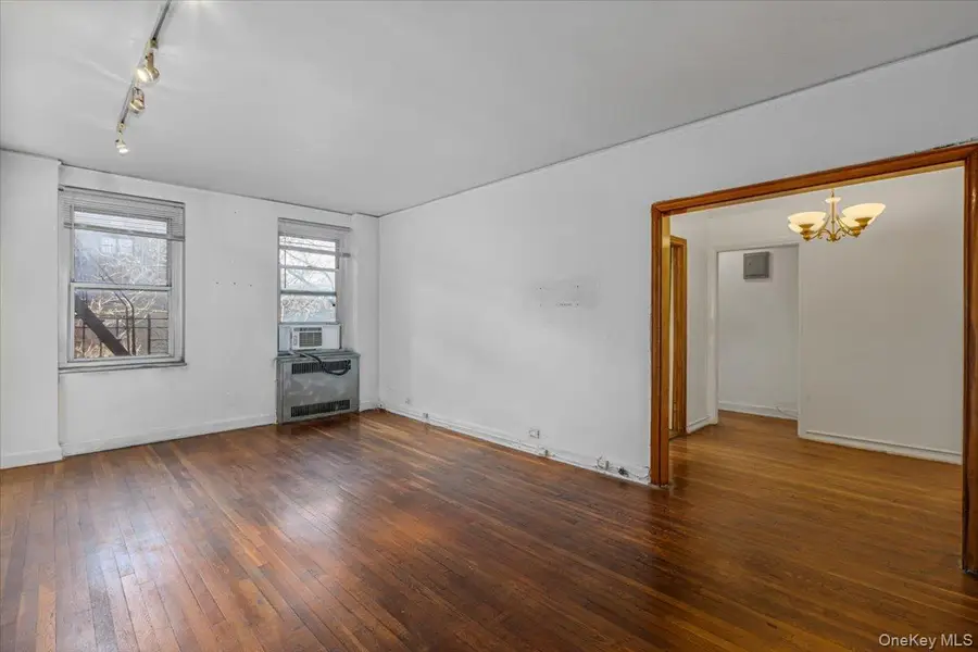 78-10 34 Avenue #4E, Jackson Heights, NY 11372 - Image #3